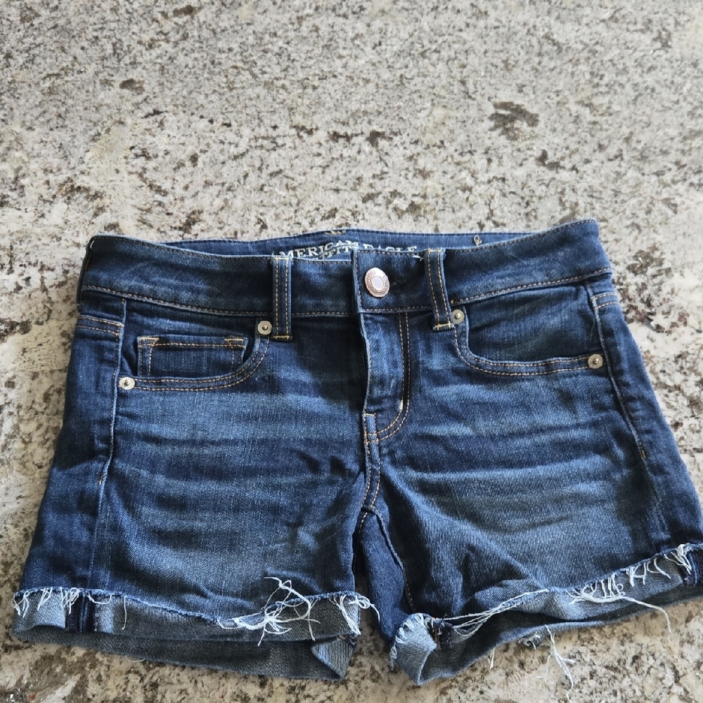 American Eagle Outfitters Blue Jean Shorts Frayed Hem
